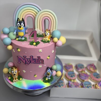 Deluxe Custom Cake 
