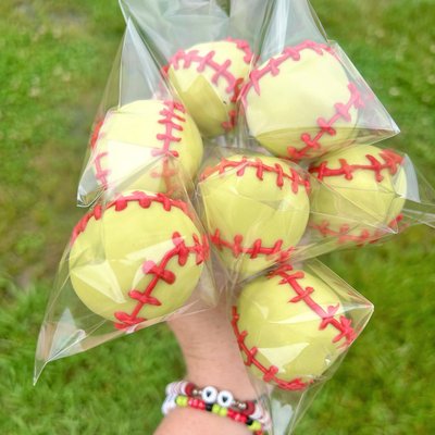 Softball Cake Pops