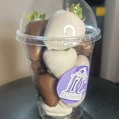 Flash Sale!!! Strawberry Cups 