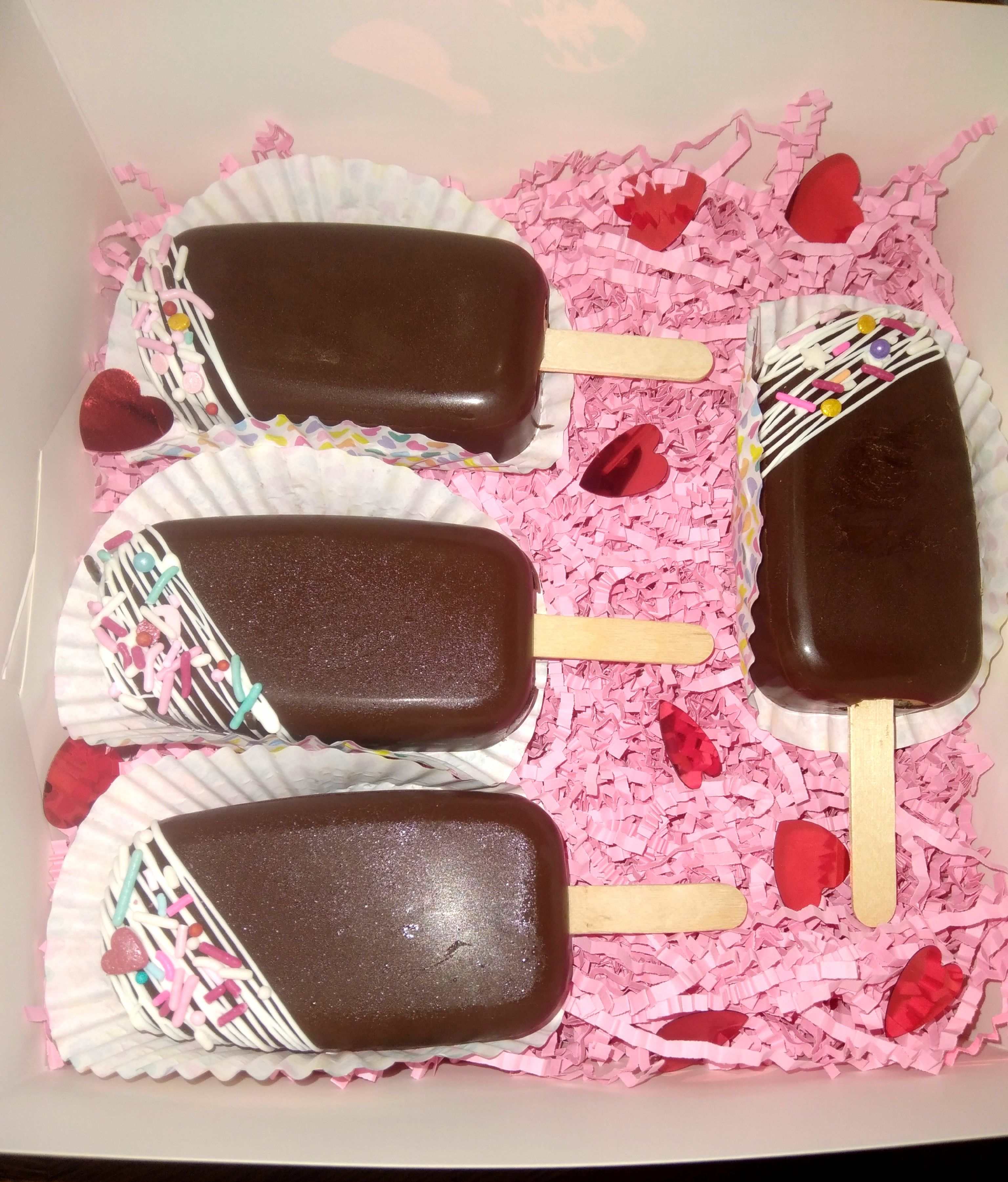 VANILLA CAKESICLES 