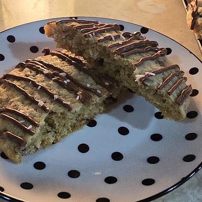 Brown Butter Salted Chocolate Chip Cookies