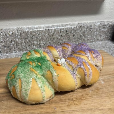 Cinnamon King Cakes