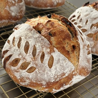 Cinnamon Raisin Mini Loaf 