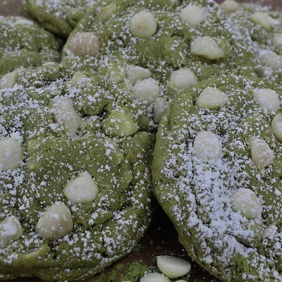 Matcha White Chocolate Macadamia Signature Cookies 1/2 Dozen 