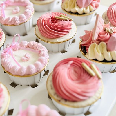 Deluxe Swirl Cupcakes