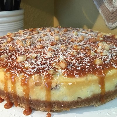 White Chocolate Macadamia Cheesecake