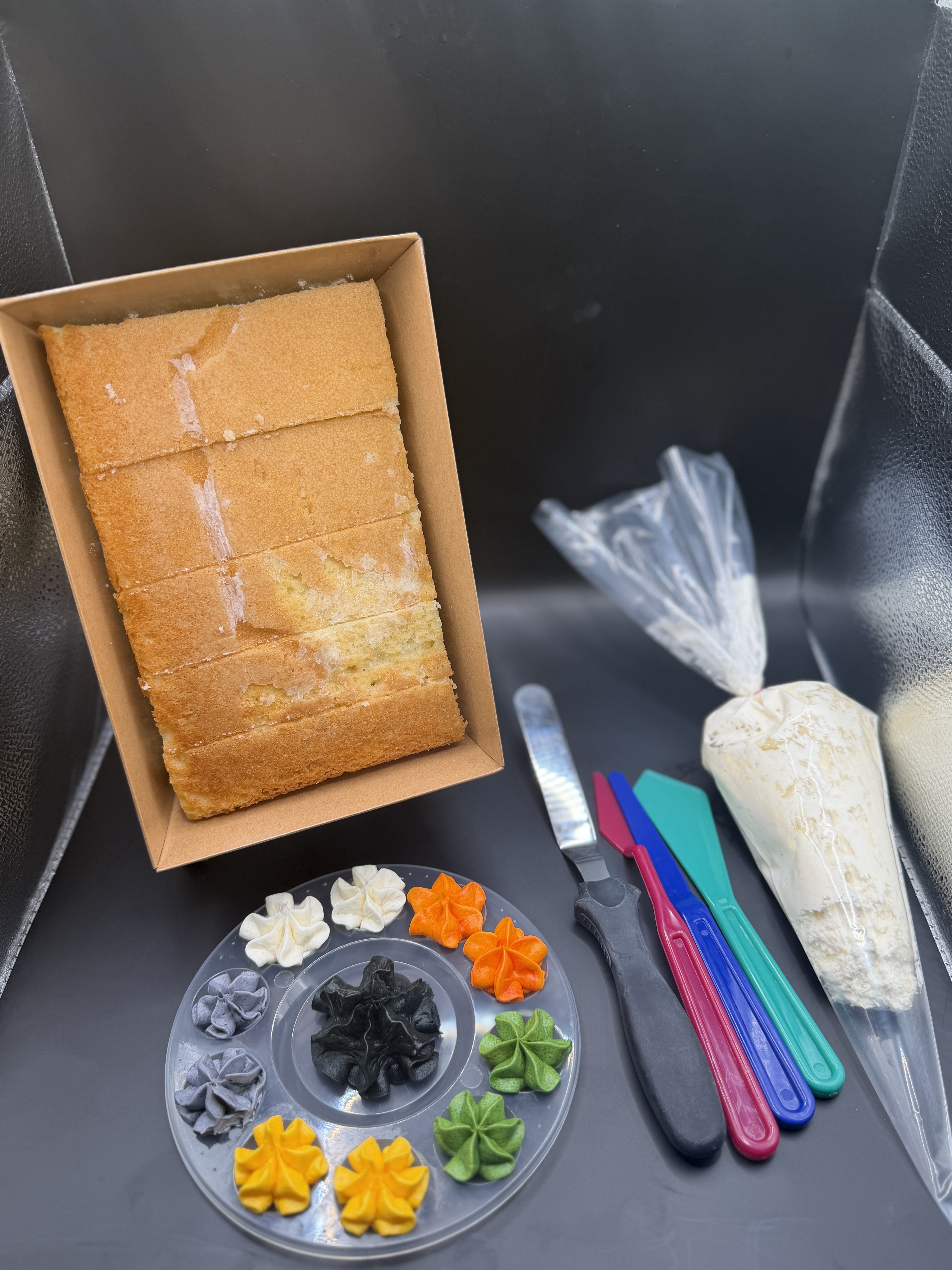 Kids Halloween Cake Class
