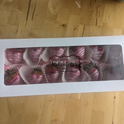 Chocolate Covered Strawberries 12 Count - Chocolate Covered With Drizzle