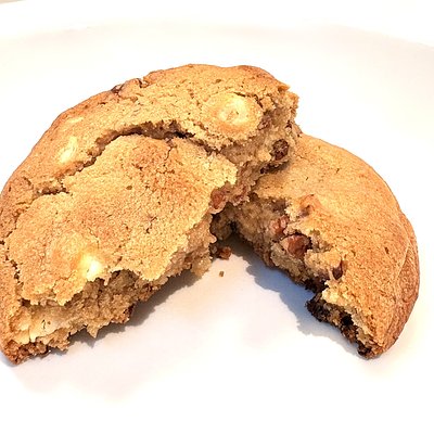 White Chocolate Pecan Cookie