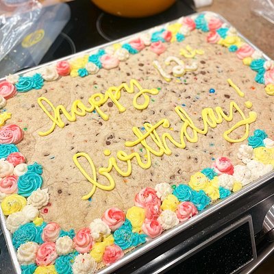 Chocolate Chip Cookie Cake