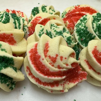 Rosette Cookies With Sugar 