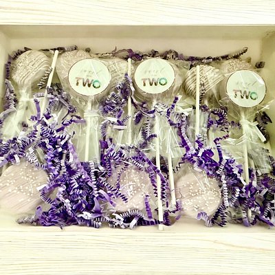 Cake Pucks 