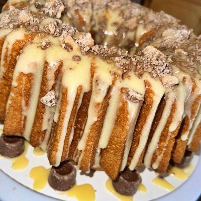 Salted Caramel Rolo Poundcake 