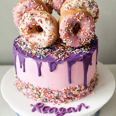 Traditional 8in Custom Cake