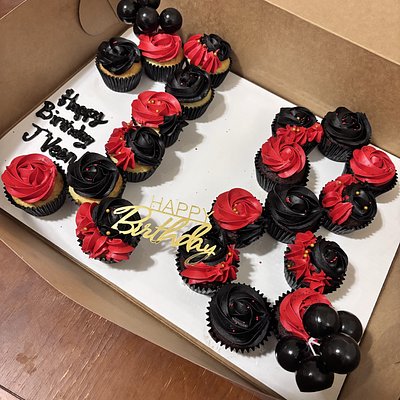 Number Or Letter Cupcakes (18)