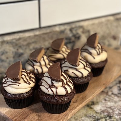 Reese’s Peanut Butter Cupcakes