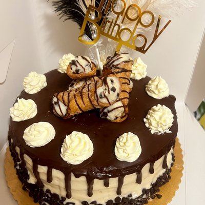 Cannoli Cake