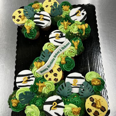 24 Count Cupcake Cake