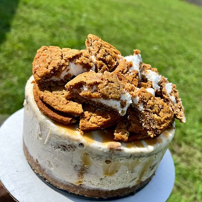 Oatmeal Crème Pie Icecream Cake (6in)