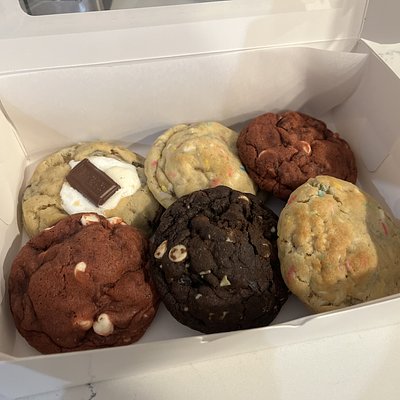 Half Dozen Cookies