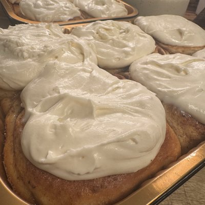 Cinnamon Rolls & Sweet Rolls 6 pack