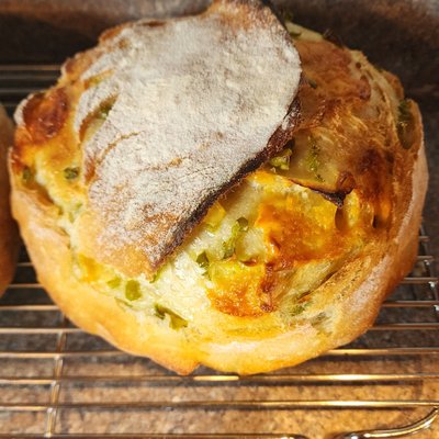 Jalapeno Cheddar Sourdough