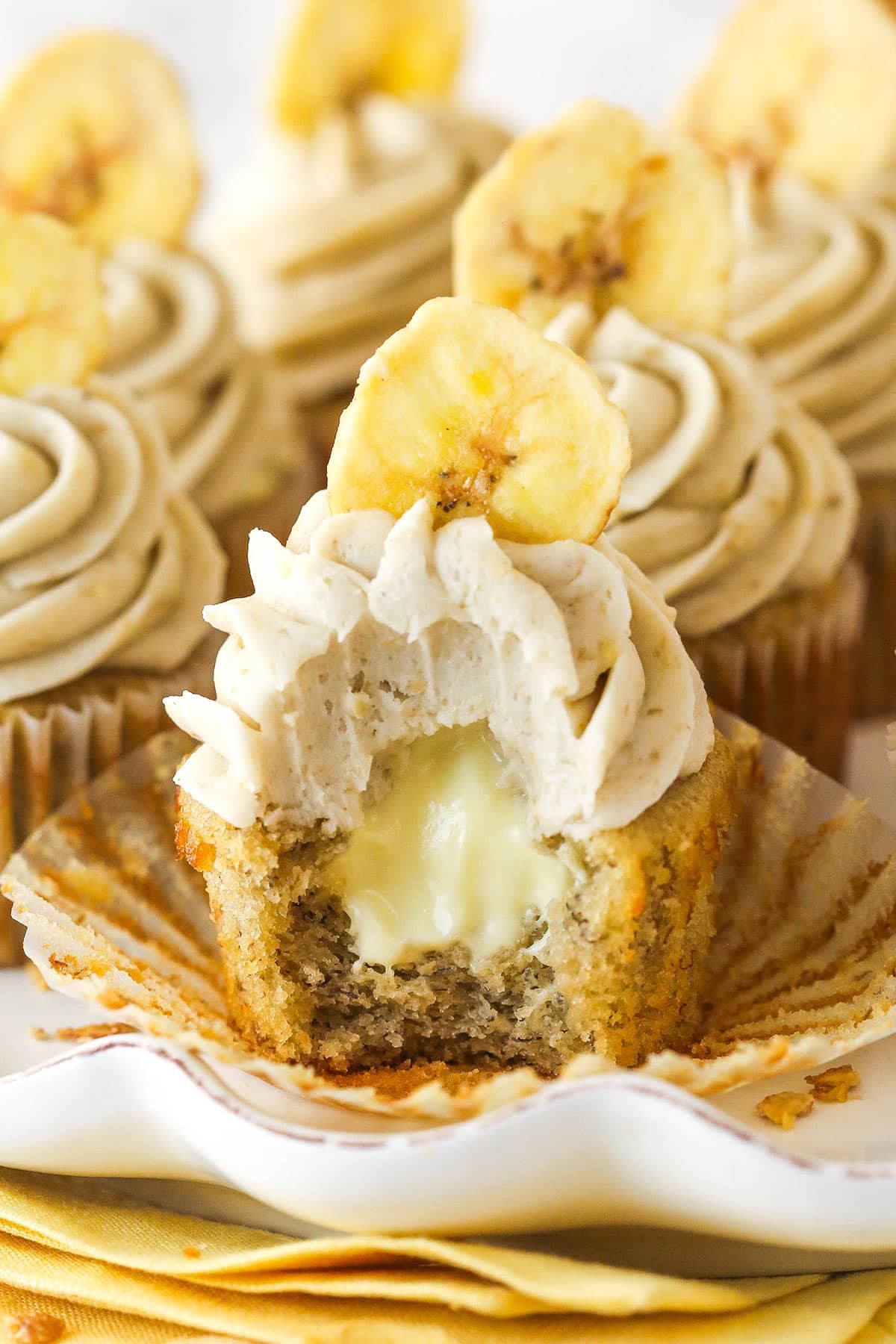 Banana Cream Pie Cupcakes 
