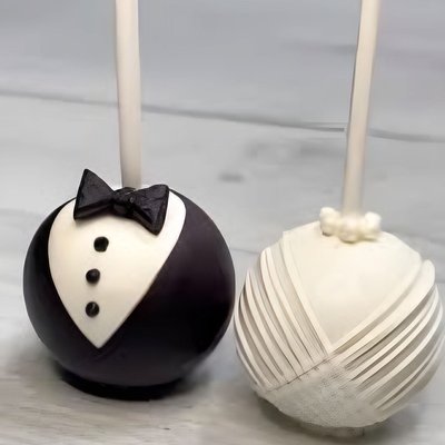 Bride & Groom Cake Pops 