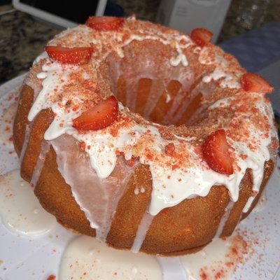 🍓 Cʀᴜɴᴄʜ Pᴏᴜɴᴅ Cᴀᴋᴇ Sʟɪᴄᴇ 