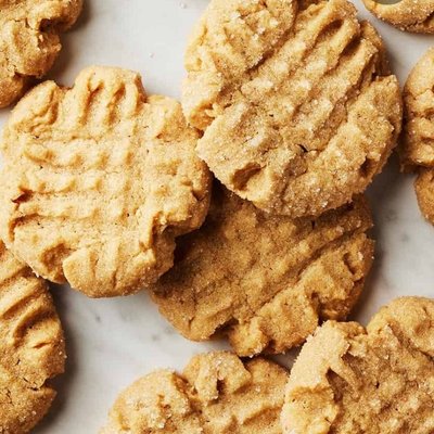 Dozen Peanut Butter Cookies
