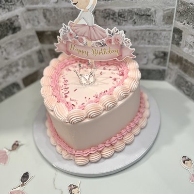 8” 3 Layer Heart Cake 