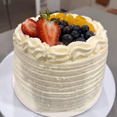 Traditional tres leches Cake 