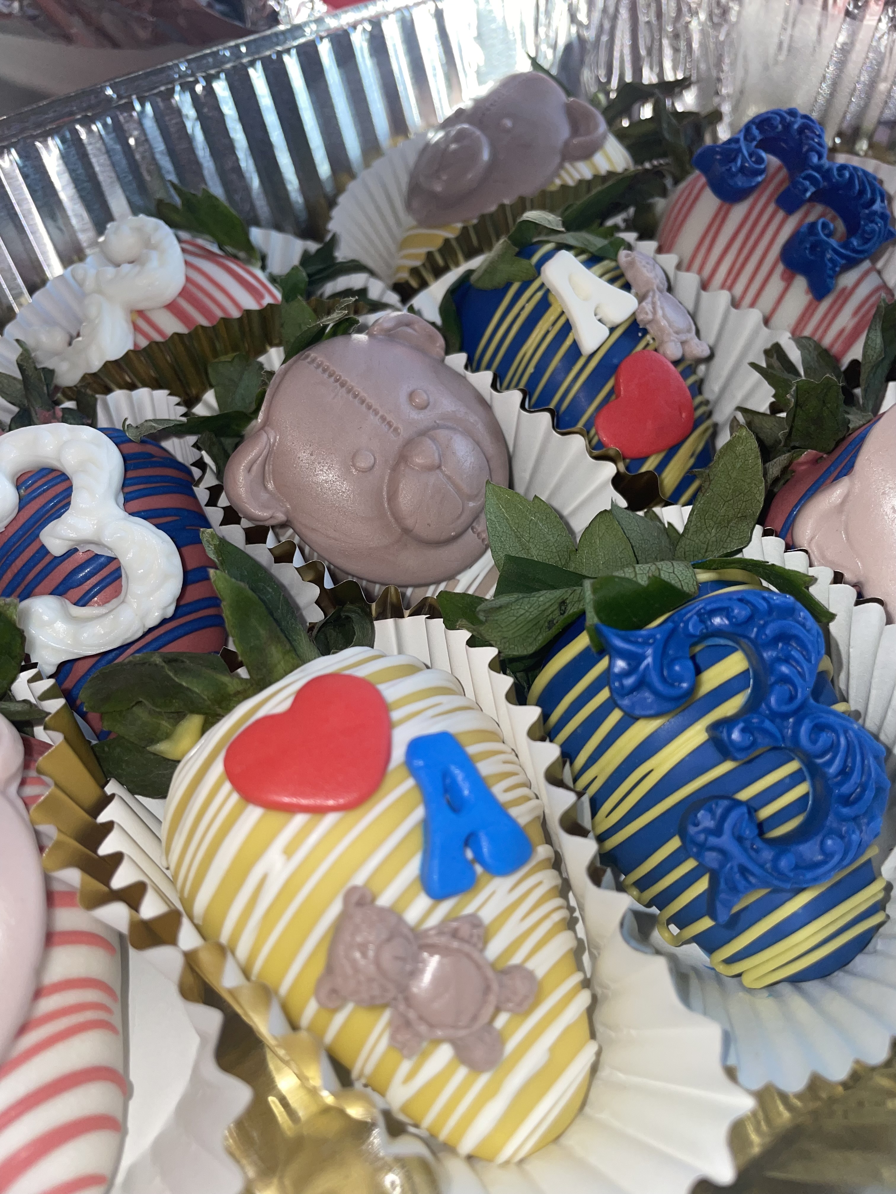 Custom Chocolate Covered Strawberries 