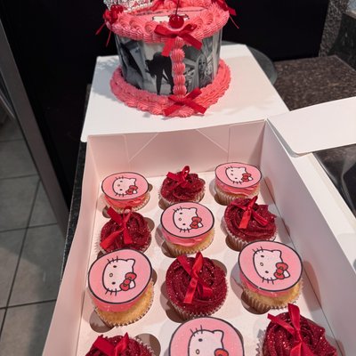 Matching Cake + Cupcakes