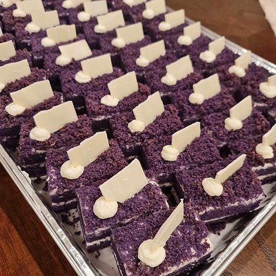 Ube Cake (Party tray)
