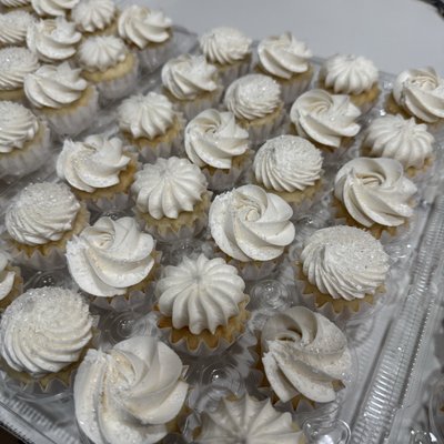 Mini Cupcake Dozen