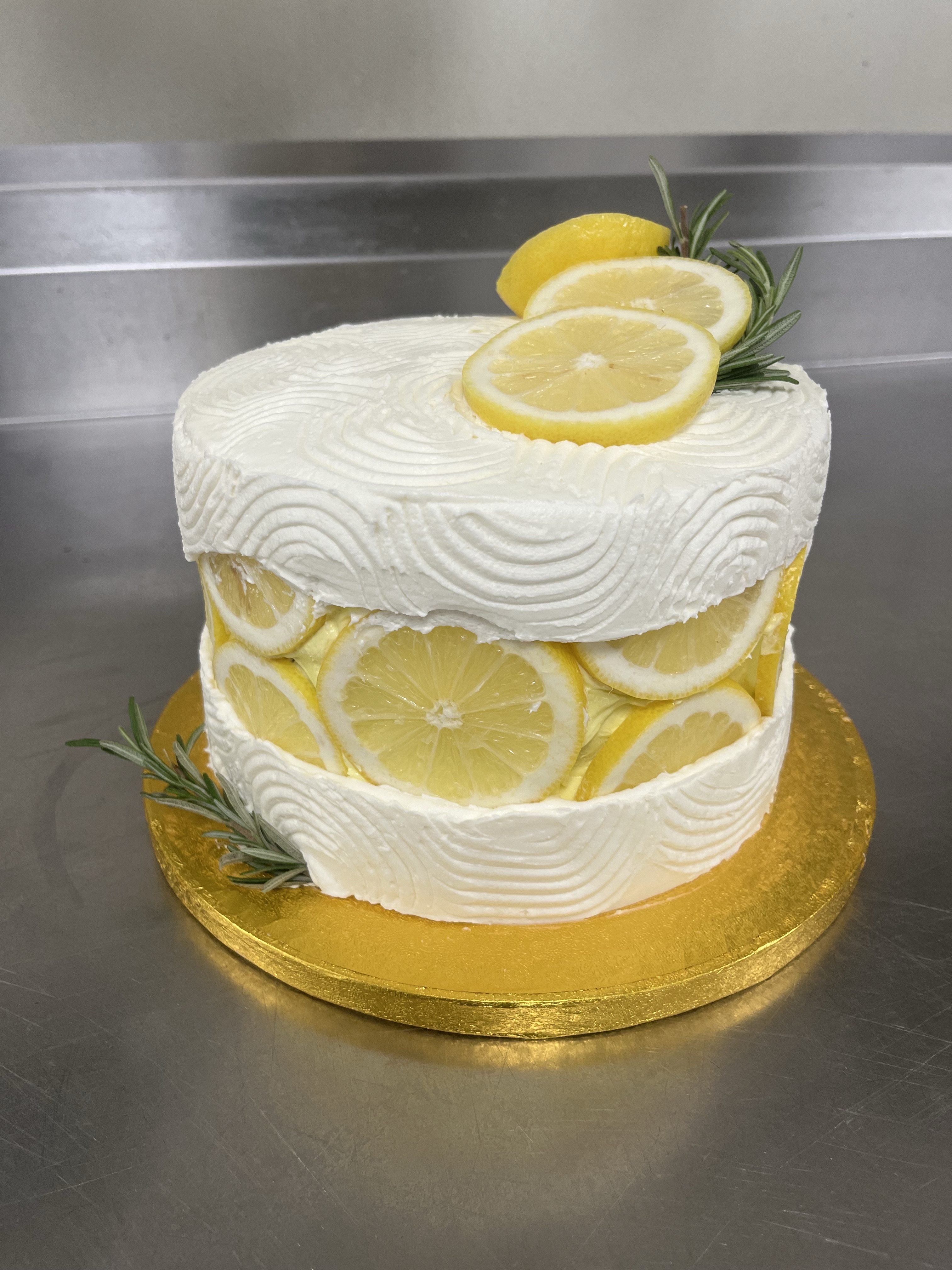 Lemon Meringue Supreme Cake (20-22)