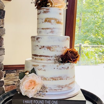 Custom 3 or 4 Tiered Cakes $6.55 Per Serving