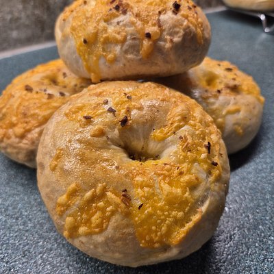 Cheese Bagels (Pack Of 4) 