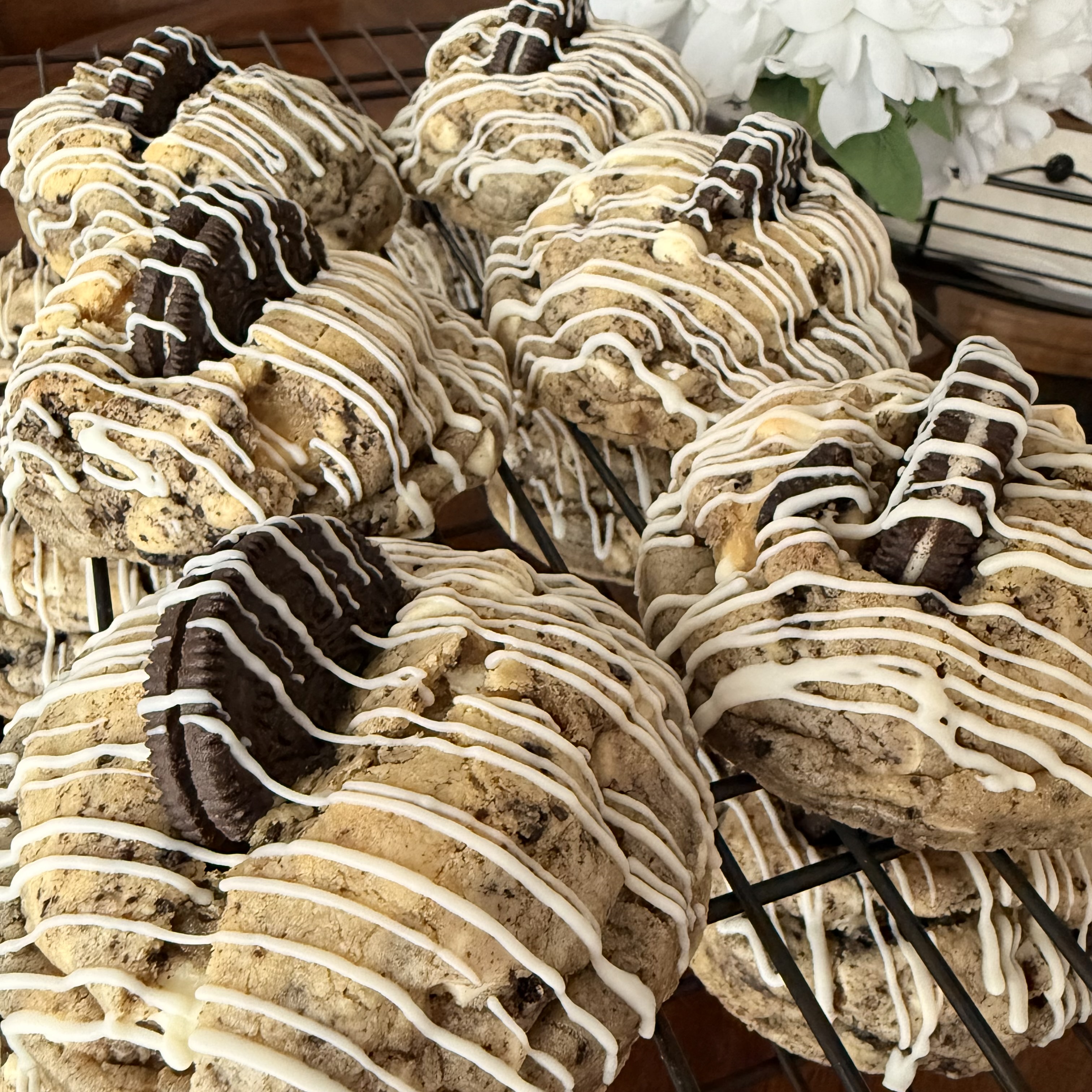  Cookies N’ Cream Milkshake Cookies - 6 Pack