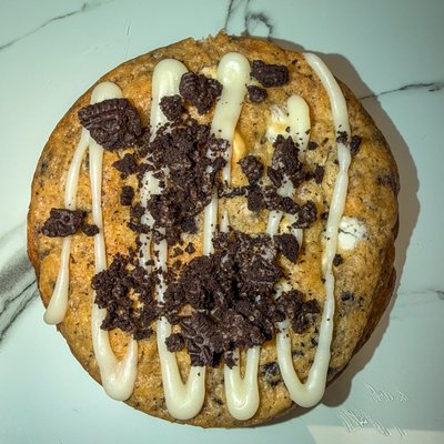 Cookies & Cream Deep Dish Cookie 1-Count