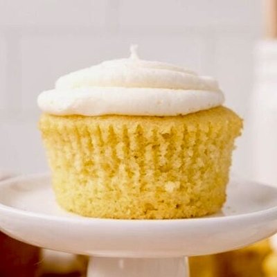 Sugar Free Vanilla Cupcakes 12 Pack 