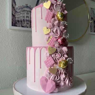 2 Tier Medium (serves 40)