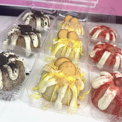 Mini Bundt Cake Variety Box-12 Count 