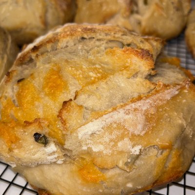 Jalapeño Cheddar Loaf 