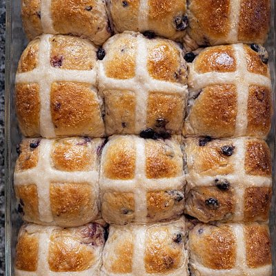 Blueberry Lemon Sourdough Hot Cross Buns 12ct 