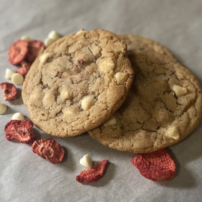 Strawberry Cream Cookies 