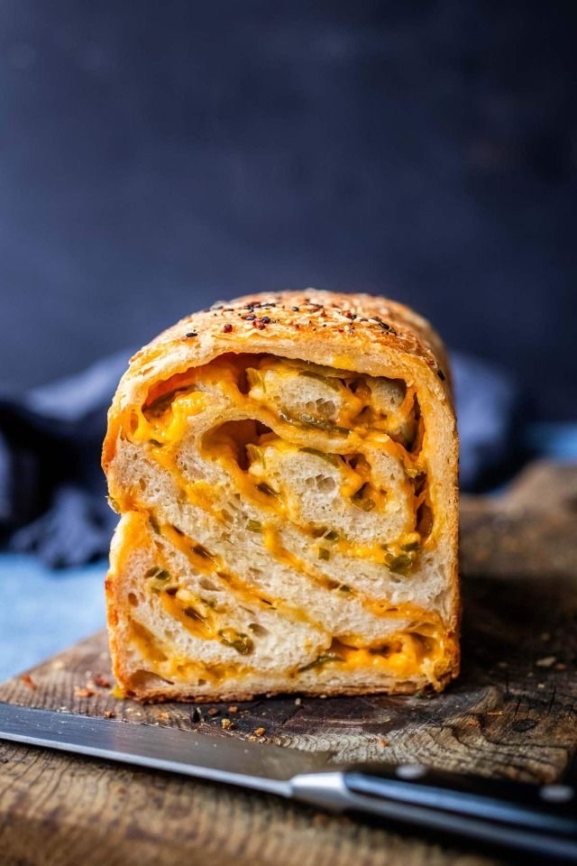 Jalapeño cheddar Sandwich Loaf