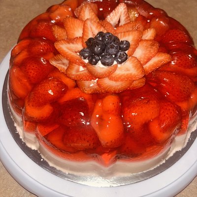 Strawberries And Cream Gelatin/Gelatina De Fresas Con Crema