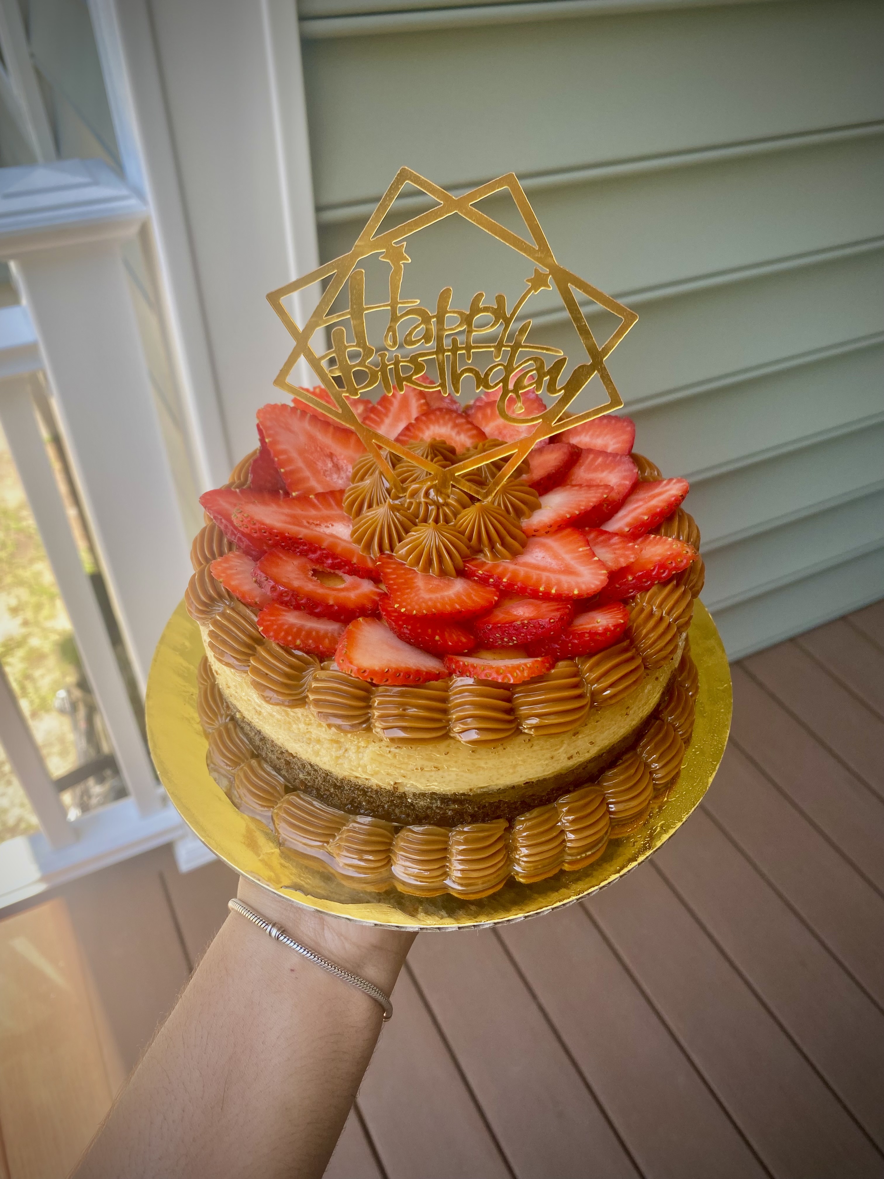 Cubierto Con Strawberries 